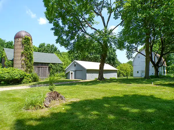 Farmhouse for auction in Otsego, Michigan